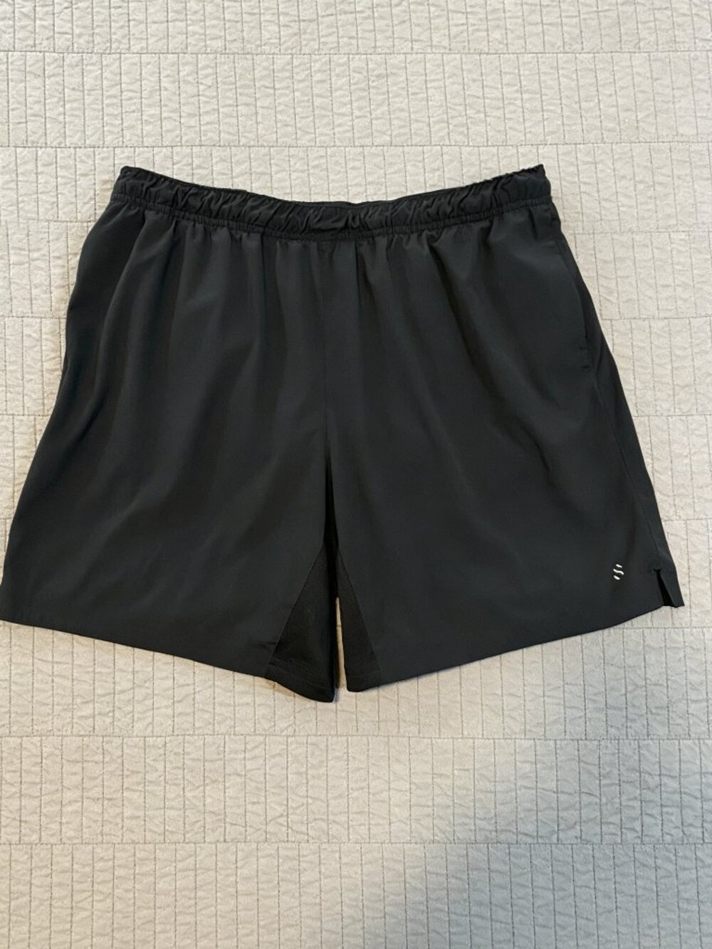 Men's athletic shorts, medium, black, 6 inches, lined, suitable for fitness,